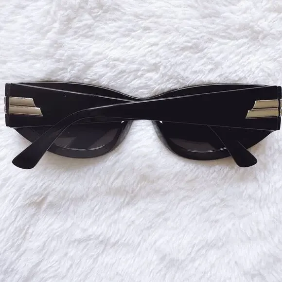 Francis Mirrored Black Cat-Eye Sunglasses - Picture 15 of 15